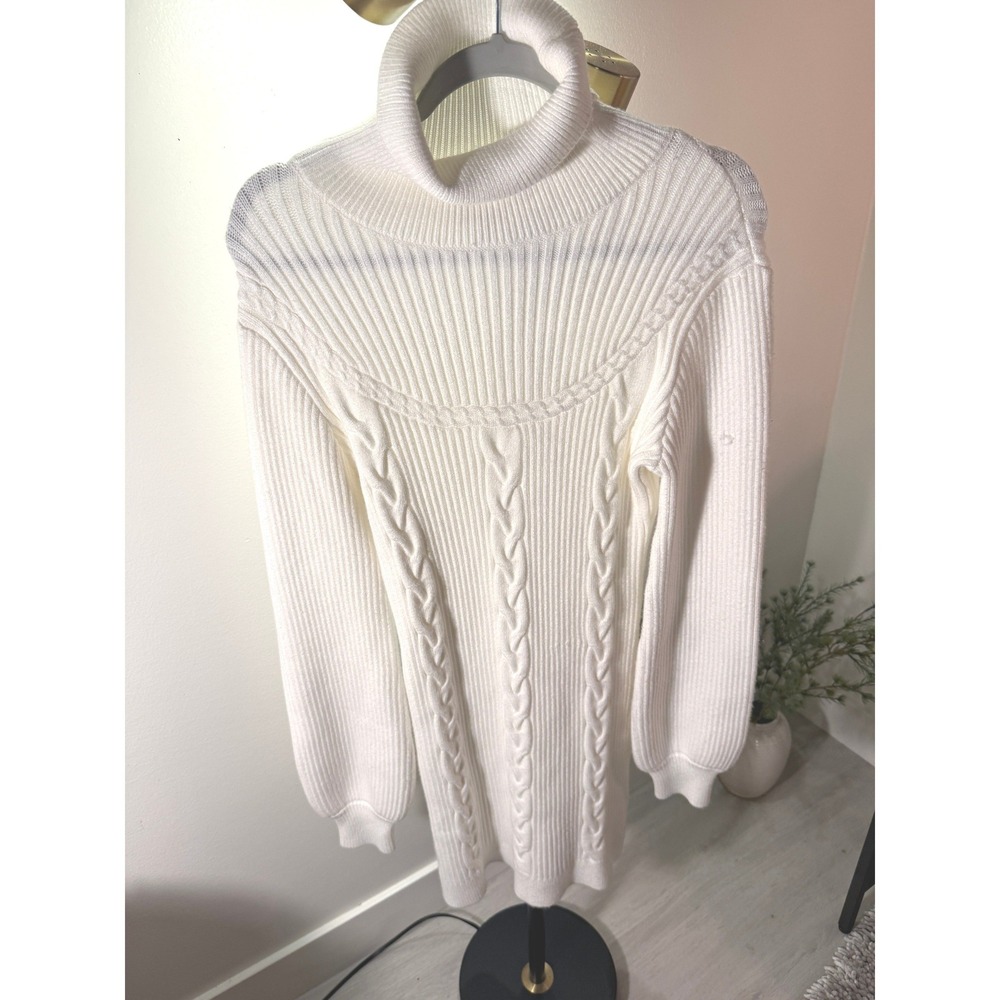 Favorite Daughter cableknit cream sweater dress photoshoot fall cozy soft euc
